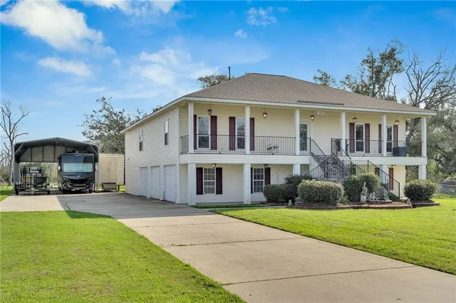 $325,000 | 5563 Perrin Street, Lafitte, LA 70067
