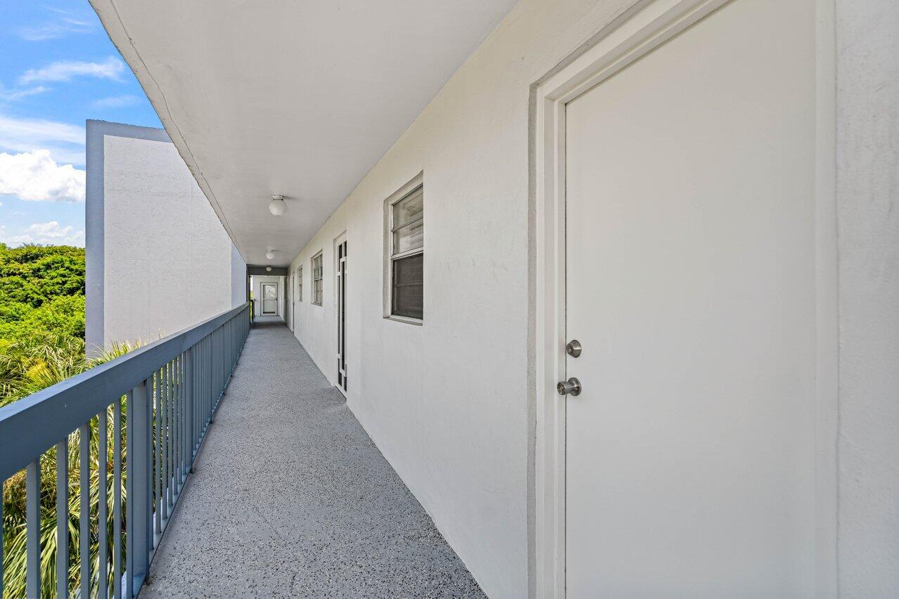 198 Northwest 67th Street, Unit 403 Boca Raton, FL 33487 - Photo 2 of 32 Catwalk Unit 403