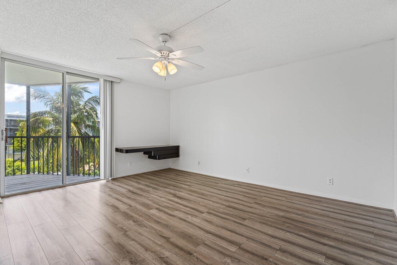 198 Northwest 67th Street, Unit 403 Boca Raton, FL 33487 - Photo 23 of 32 Primary Bedroom
