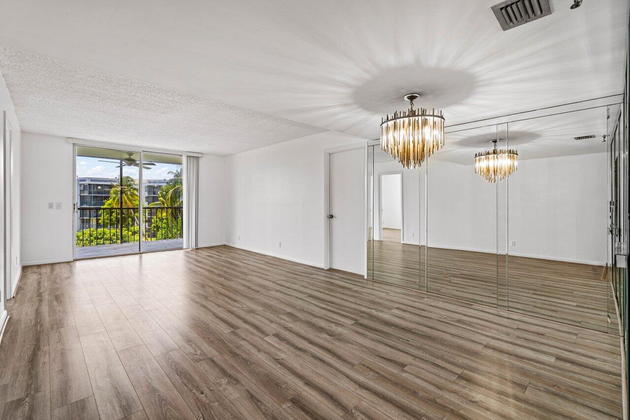 198 Northwest 67th Street, Unit 403 Boca Raton, FL 33487 - Photo 3 of 32 Dining/Living
