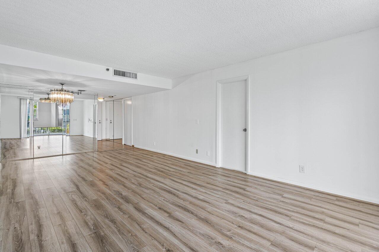 198 Northwest 67th Street, Unit 403 Boca Raton, FL 33487 - Photo 6 of 32 Living/Dining