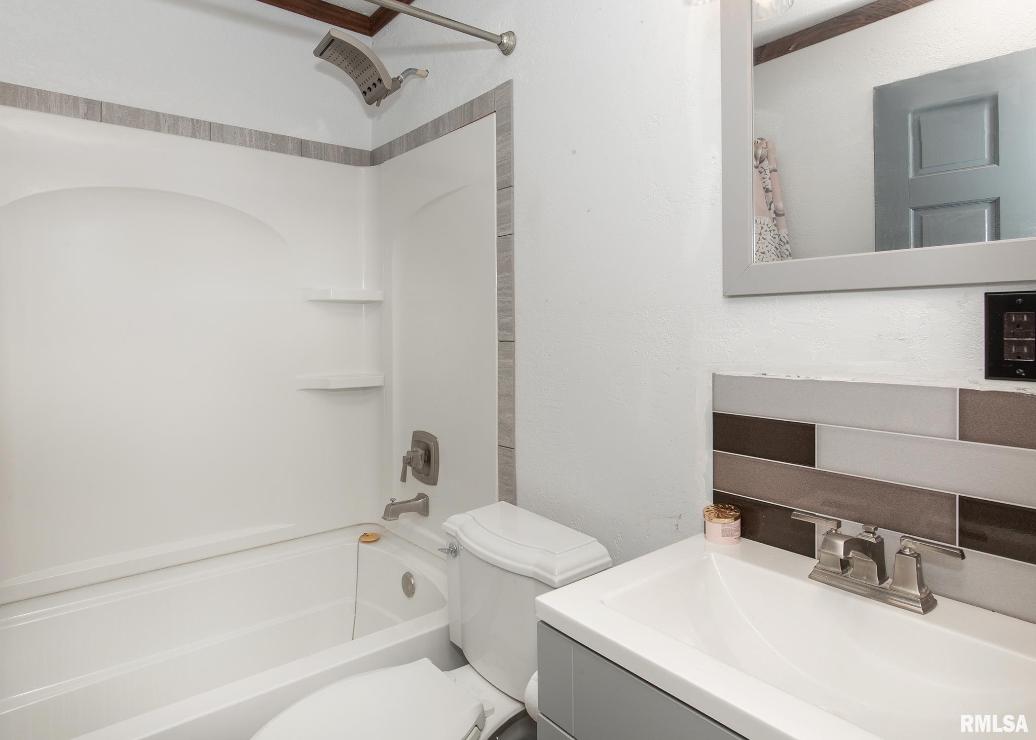 444 6th Street East Milan, IL 61264 - Photo 17 of 26