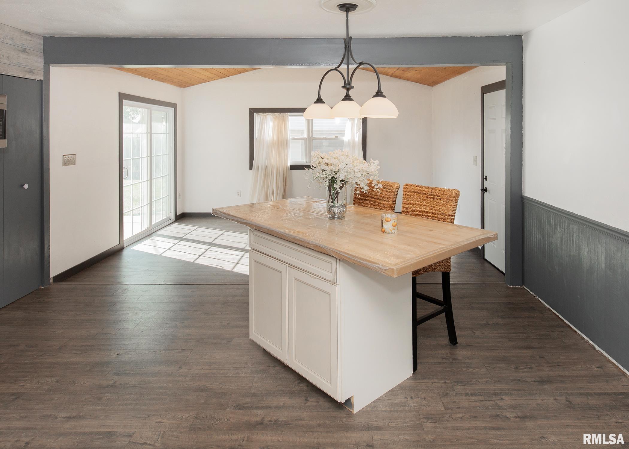 444 6th Street East Milan, IL 61264 - Photo 8 of 26