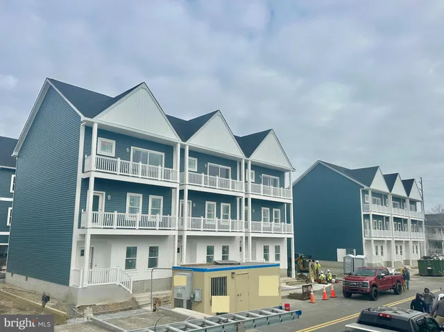 $925,000 | 75 Bayside Street, Unit B 75, Ocean City, MD 21842
