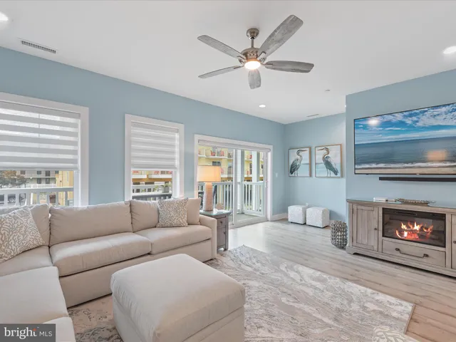 $925,000 | 75 Bayside Street, Unit B 75, Ocean City, MD 21842