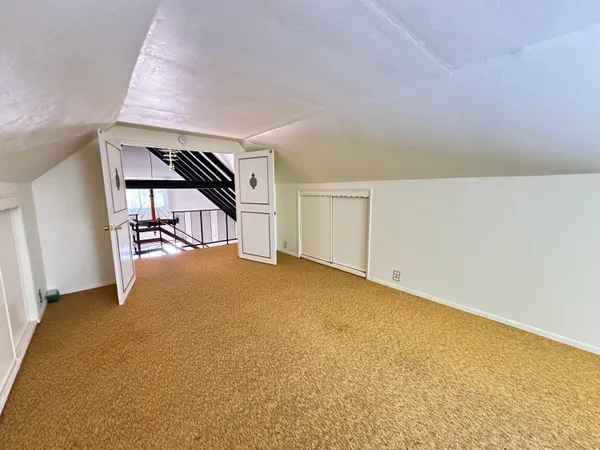 a view of entryway and hall