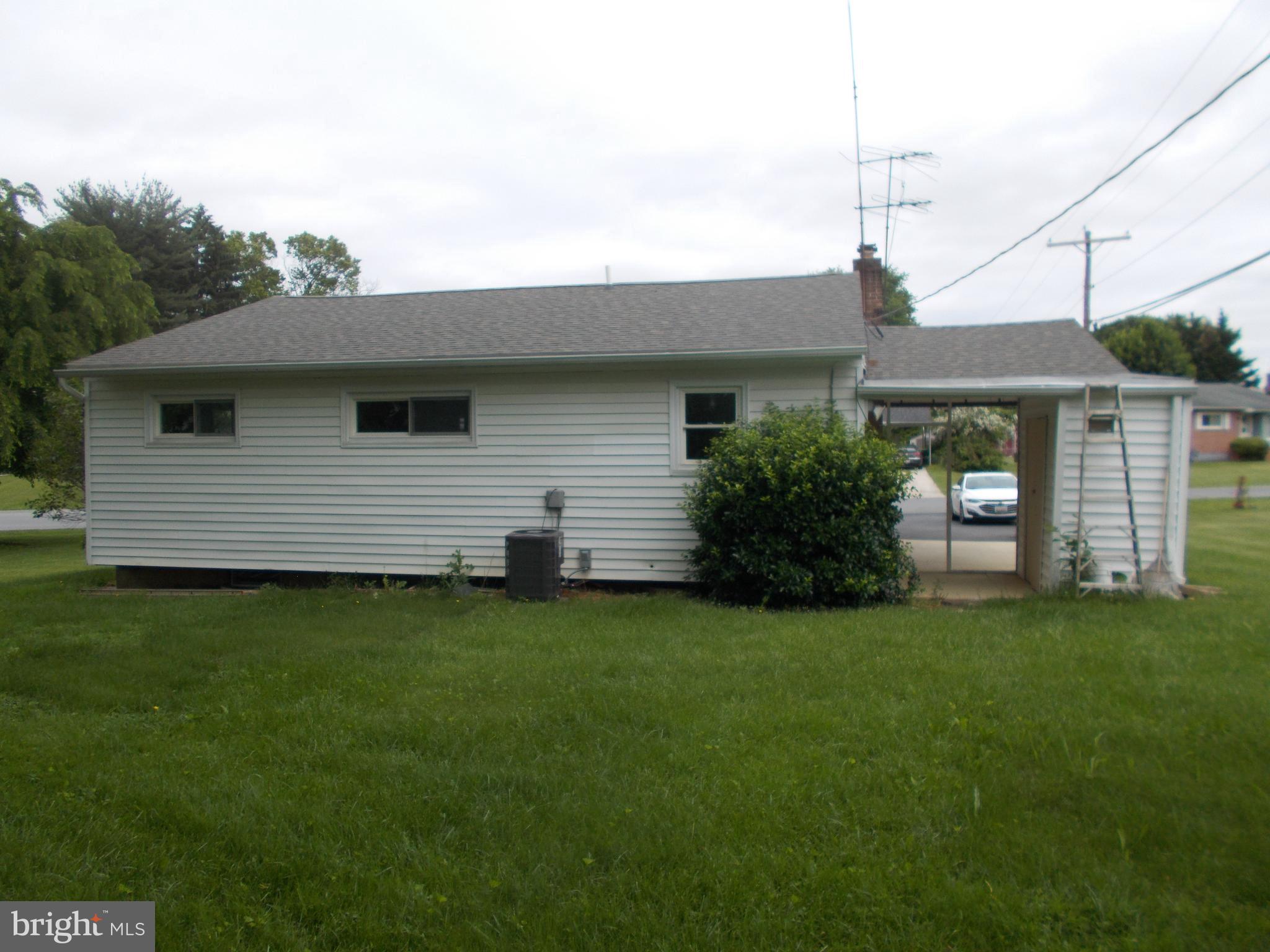 17709 Winterberry Road Hagerstown, MD 21740 - Photo 7 of 17 Back of house