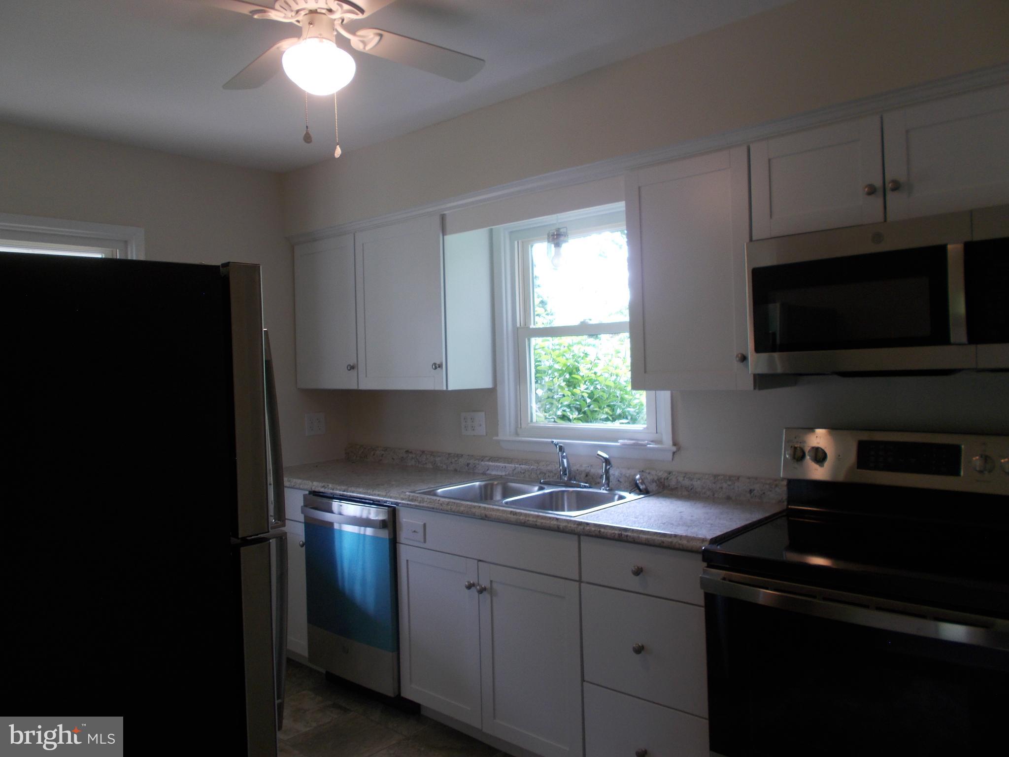 17709 Winterberry Road Hagerstown, MD 21740 - Photo 9 of 17 Kitchen