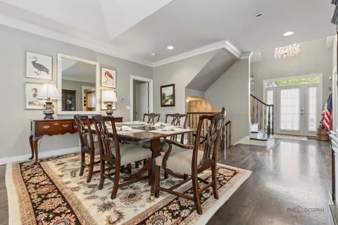 $985,000 | 145 South Bradford Court, Lake Forest, IL 60045