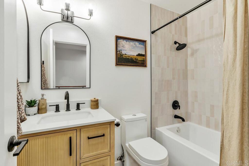 10185 Peaceful Court Santee, CA 92071 - Photo 13 of 28
