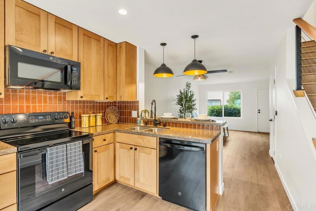 10185 Peaceful Court Santee, CA 92071 - Photo 8 of 28