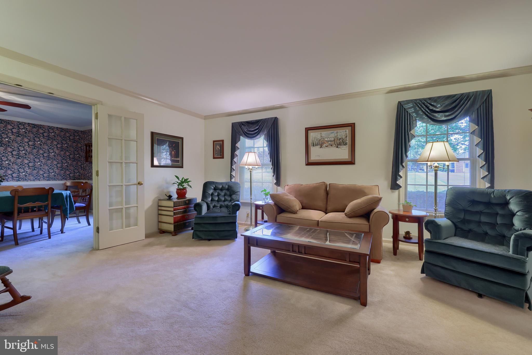 792 Scott Lane Lititz, PA 17543 - Photo 17 of 57 Living Room