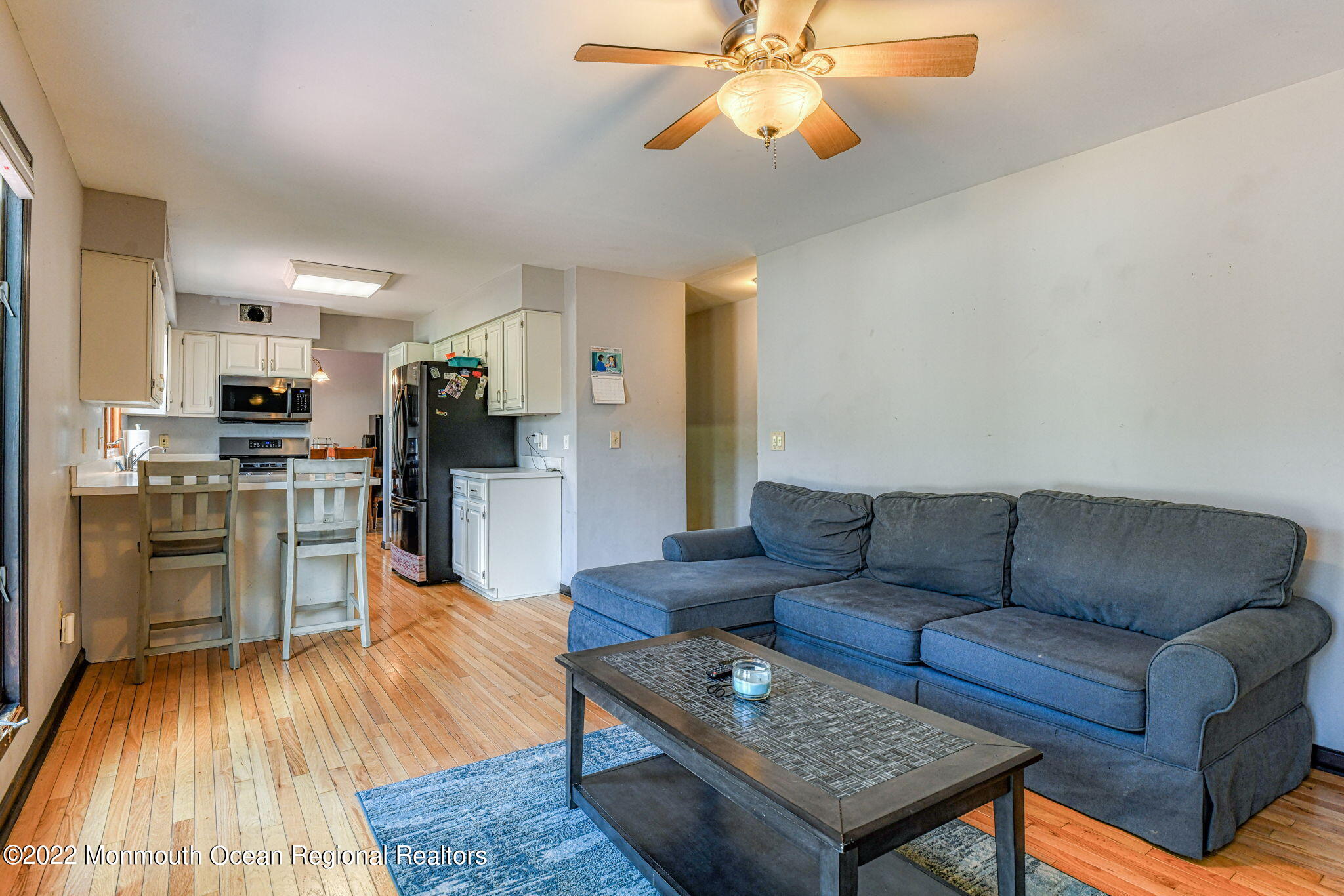 107 Frank Applegate Road Jackson, NJ 08527 - Photo 13 of 26 livingroom1