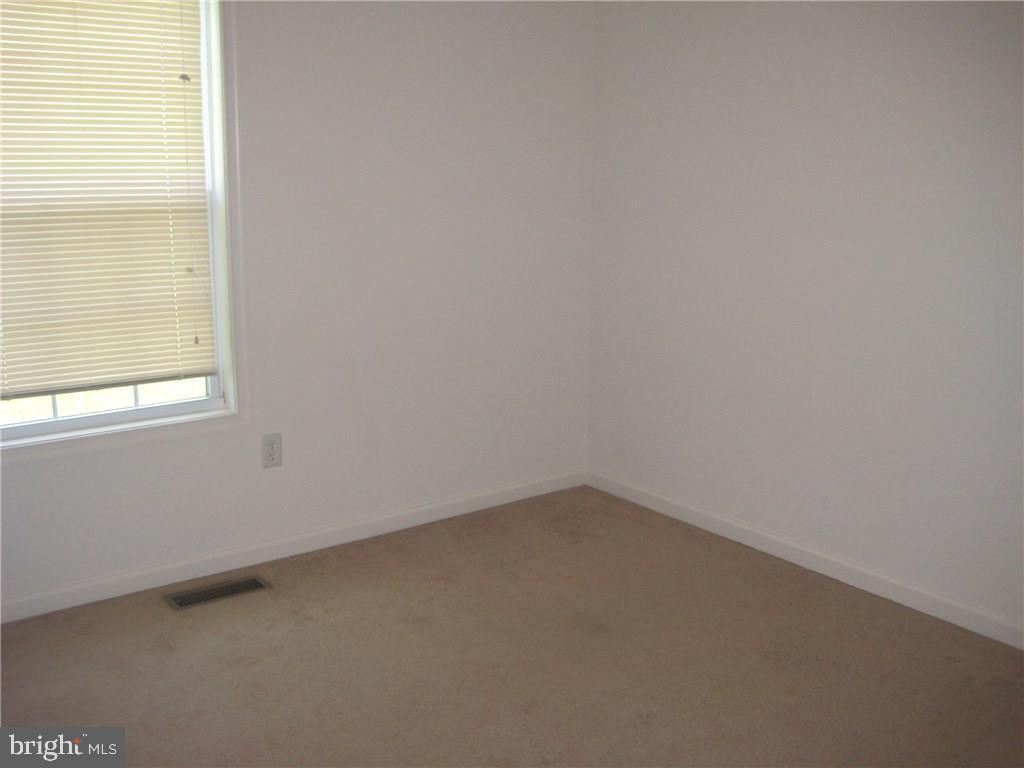 32000 Old Stage Road Laurel, DE 19956 - Photo 5 of 14 Gallery Image 5