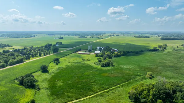 $16,330,000 | 9380 County Road 51, Cologne, MN 55322