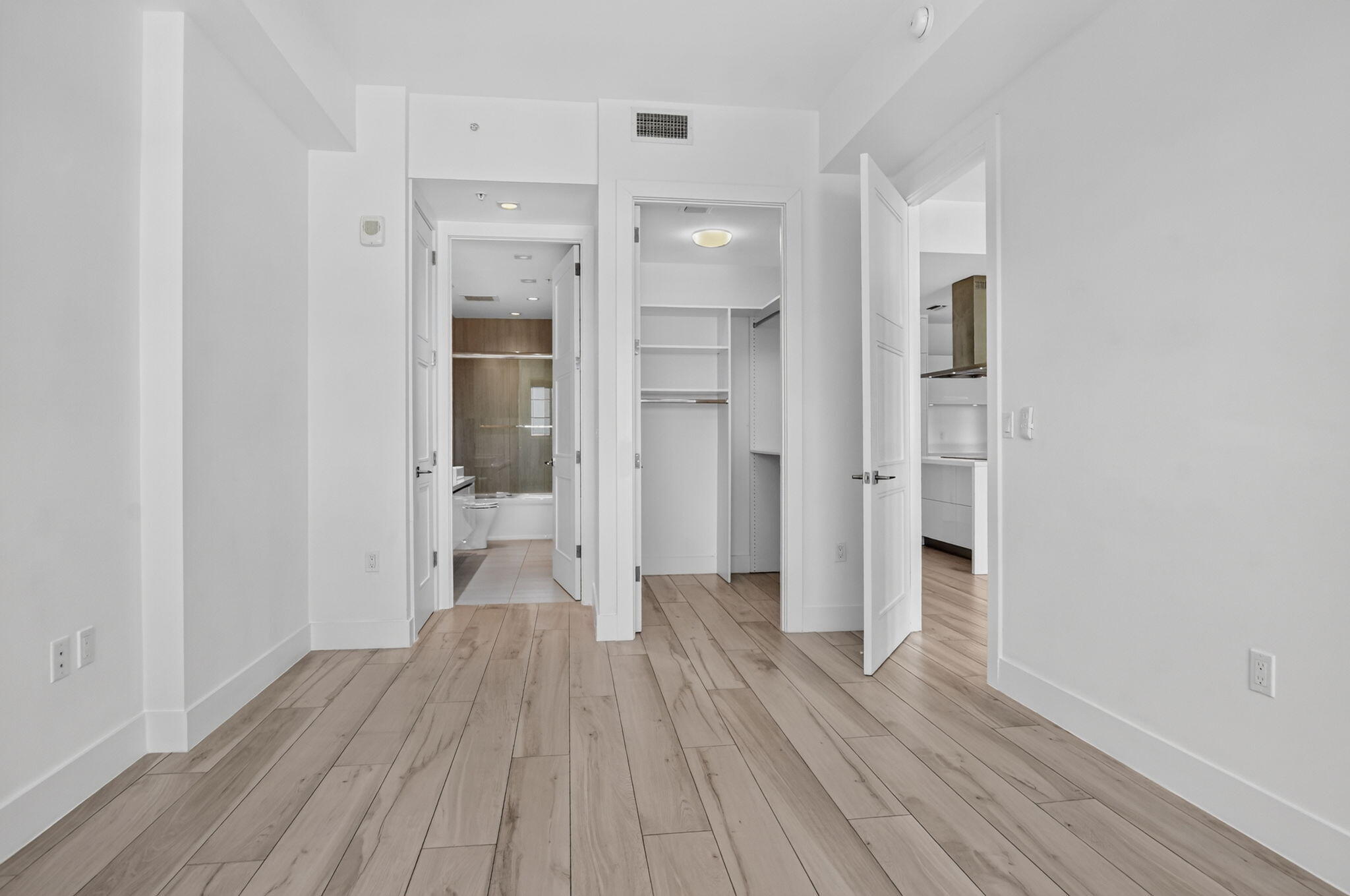 155 East Boca Raton Road, Unit 1019 Boca Raton, FL 33432 - Photo 23 of 55 23-web-or-mls-DSC_5488