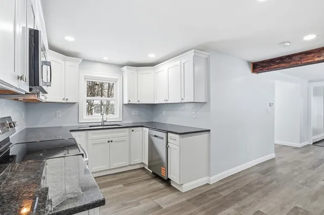 $419,000 | 104 Temple Street, Gardner, MA 01440