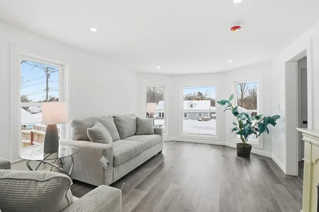 $419,000 | 104 Temple Street, Gardner, MA 01440