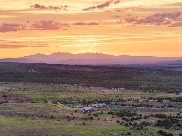 $1,950,000 | 3100 South County Road, Norwood, CO 81423