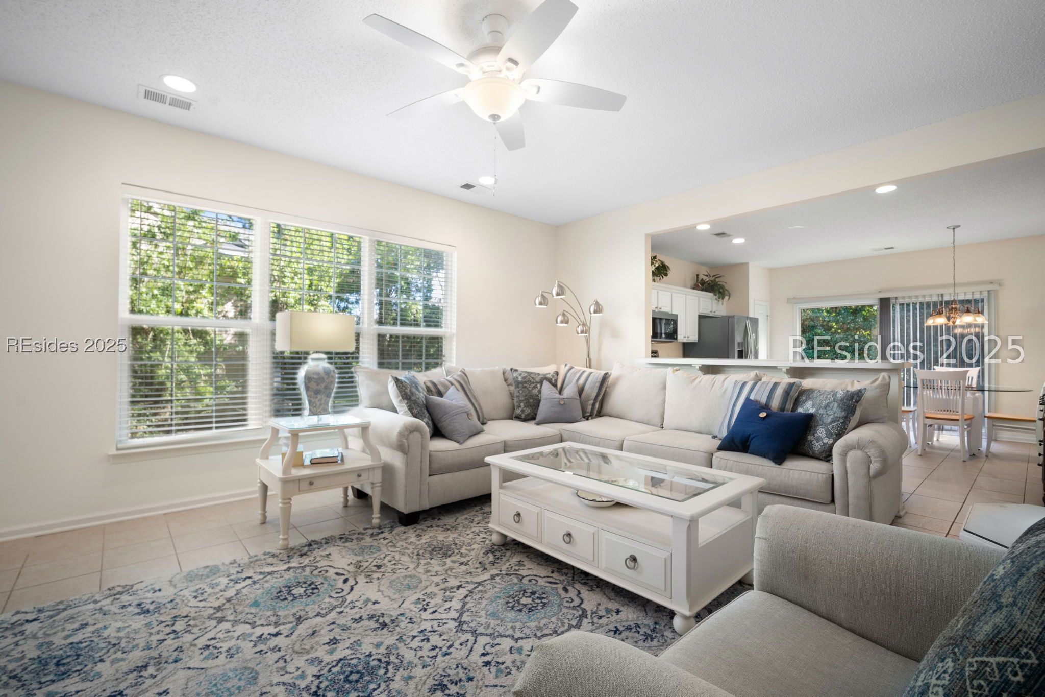 39 Nesting Lane Bluffton, SC 29909 - Photo 9 of 32 Great room w/expansive windows and plenty of light