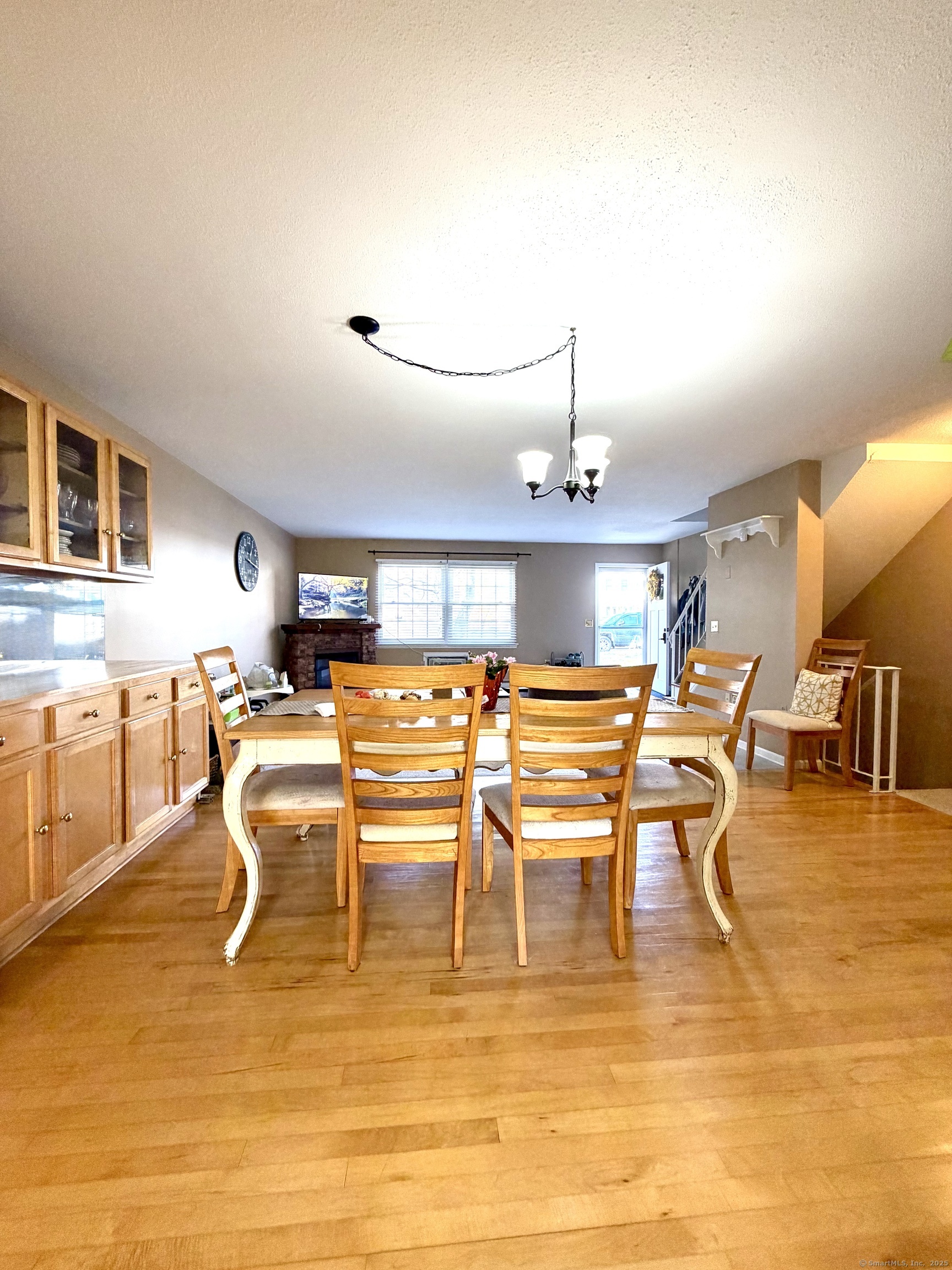 38 Surrey Lane, Unit 38 Torrington, CT 06790 - Photo 3 of 24 a dining room with lots of tables and chairs