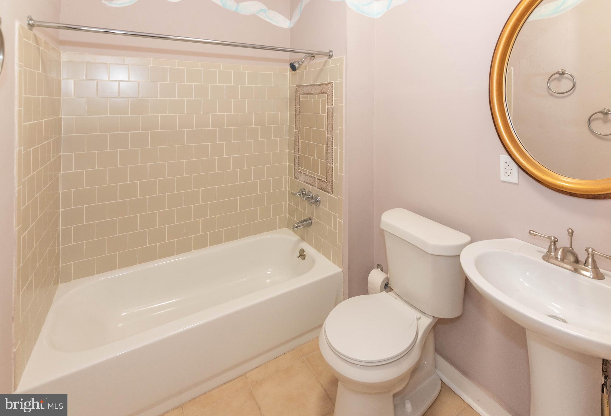 222 South Gilmor Street Baltimore, MD 21223 - Photo 13 of 24