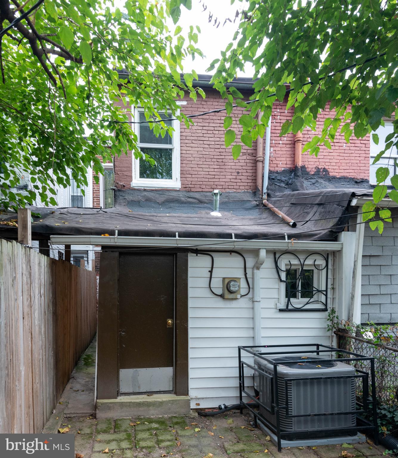 222 South Gilmor Street Baltimore, MD 21223 - Photo 23 of 24
