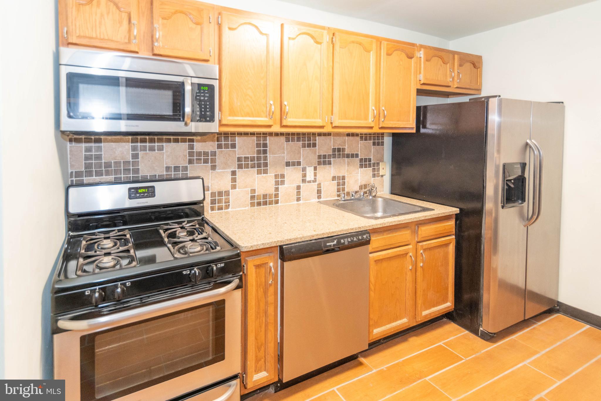222 South Gilmor Street Baltimore, MD 21223 - Photo 6 of 24