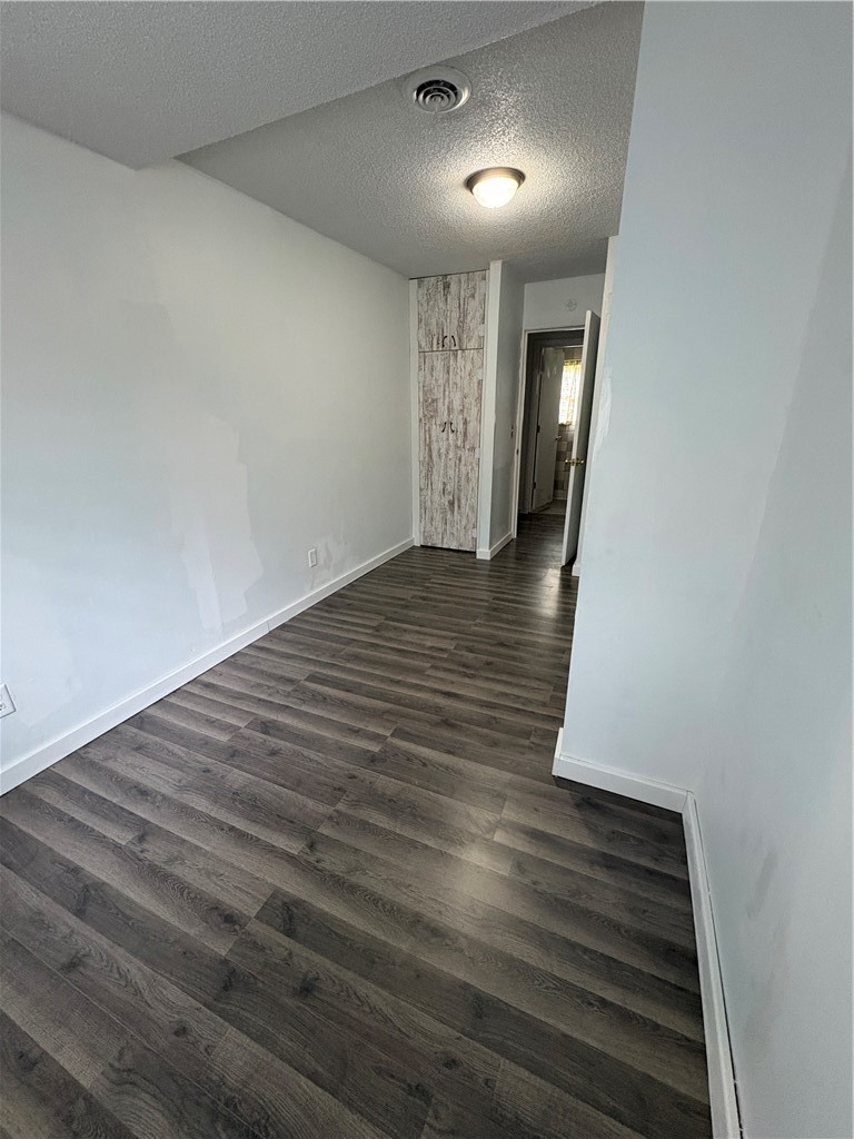 416 Clay Street Paris, IL 61944 - Photo 7 of 16