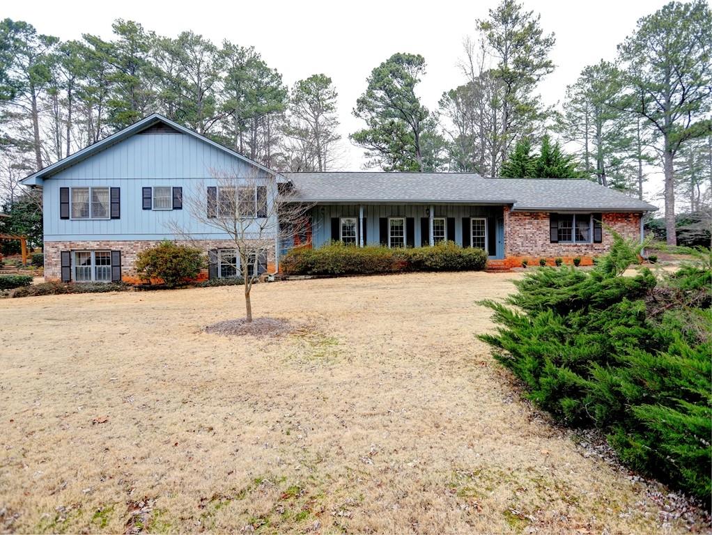 220 Hembree Road Roswell, GA 30075 - Photo 1 of 1 Gallery Image 1