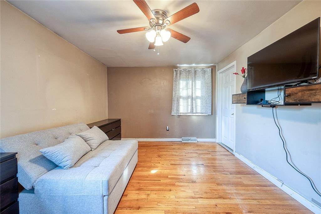685 Blue Ridge Road Pittsburgh, PA 15239 - Photo 15 of 32 The master bedroom is large enough to have its own sitting area.