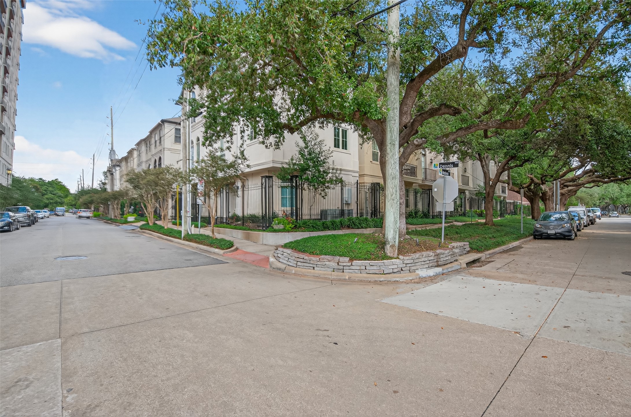 2624 Helena Street Houston, TX 77006 - Photo 29 of 33 a view of a house with a yard and large trees
