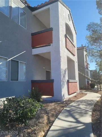 $900 | 7413 West Russell Road, Unit 107, Las Vegas, NV 89113