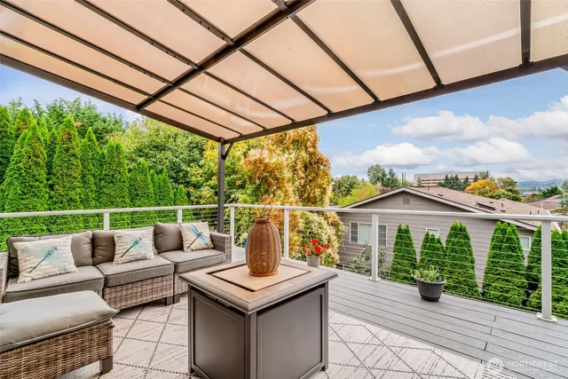 a view of an outdoor sitting space