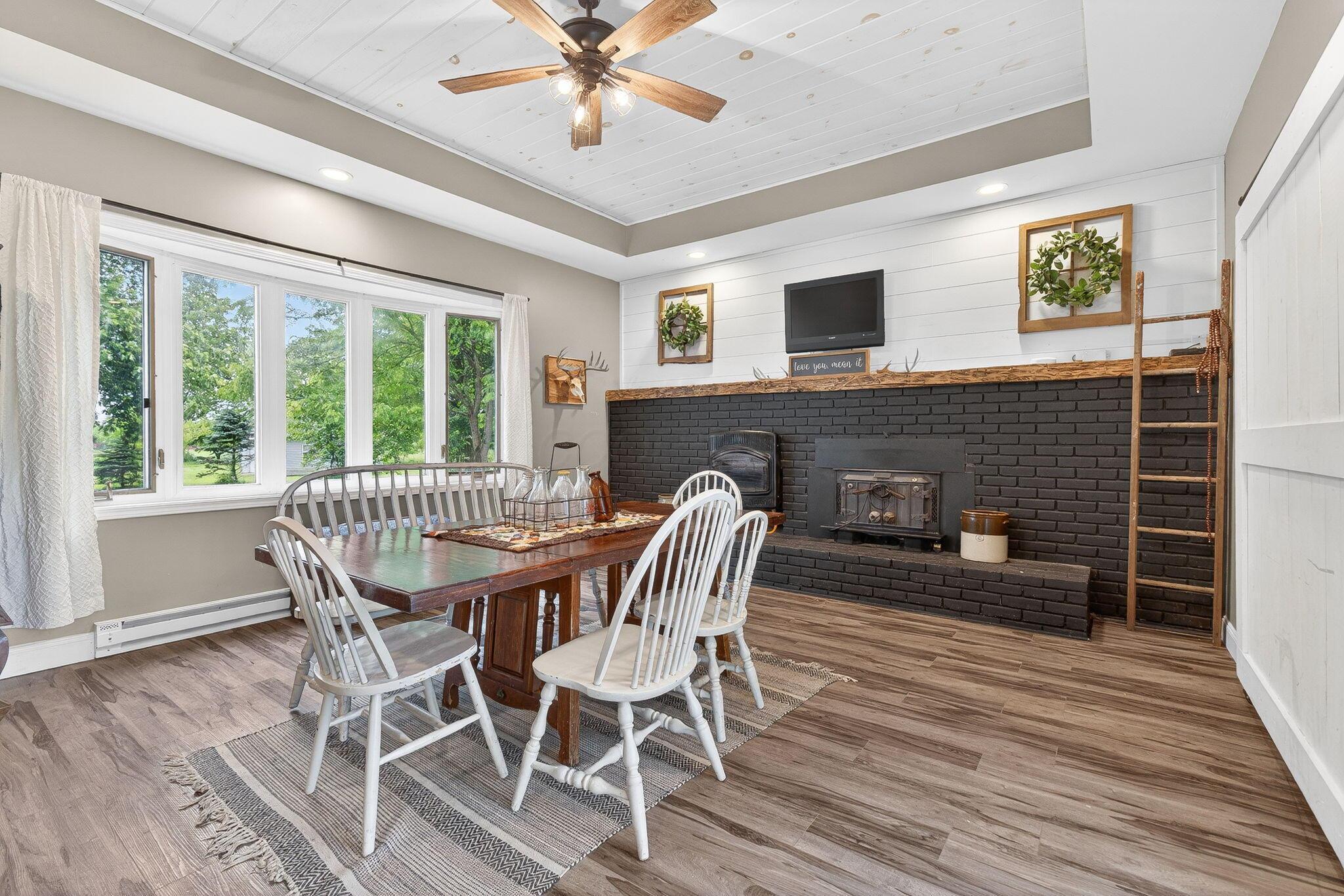 469 Larue-Marseilles Road La Rue, OH 43332 - Photo 9 of 26 469 Larue Marseilles (Interior)-23