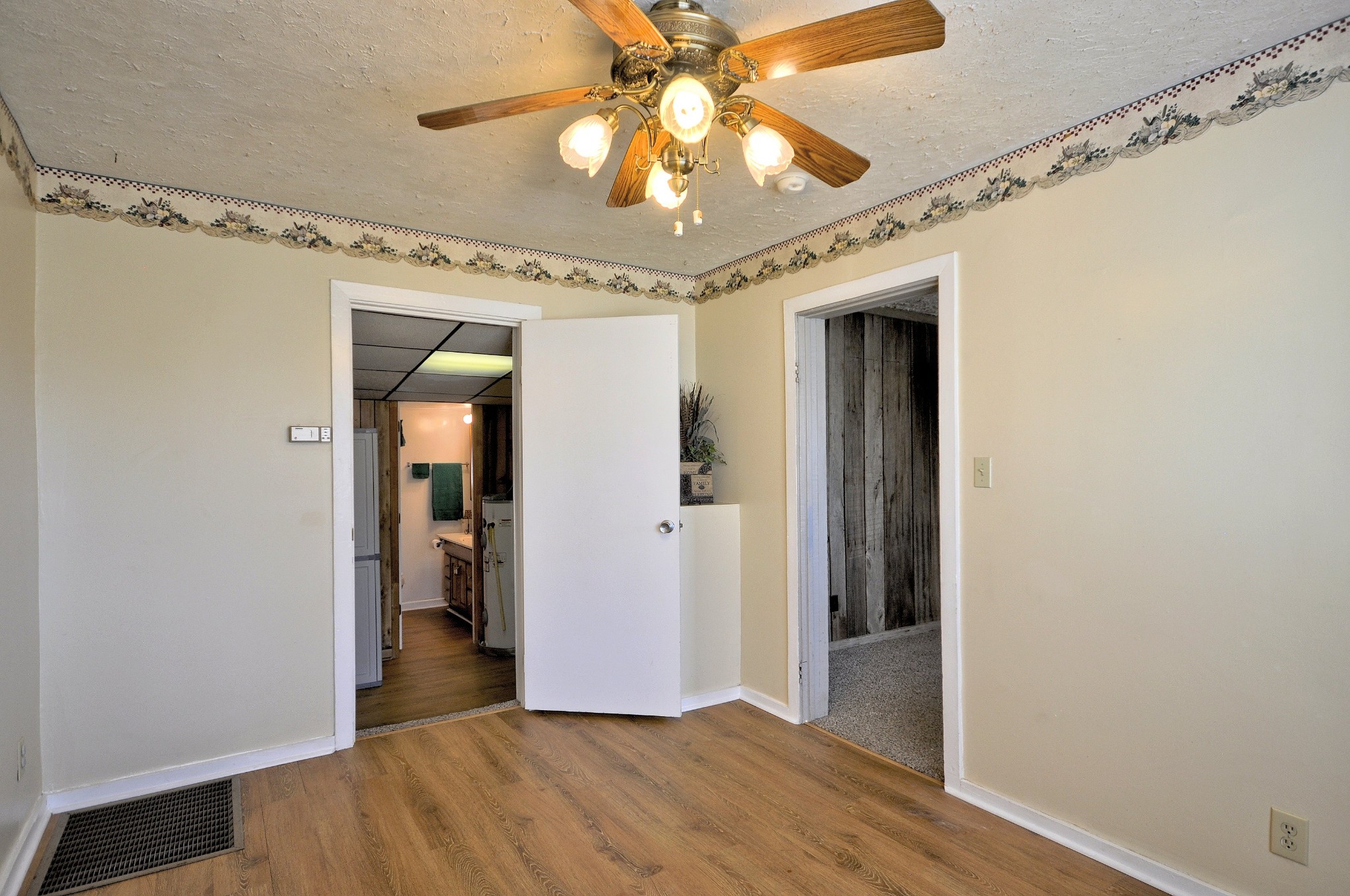 760 Dotsonville Road Clarksville, TN 37042 - Photo 13 of 42