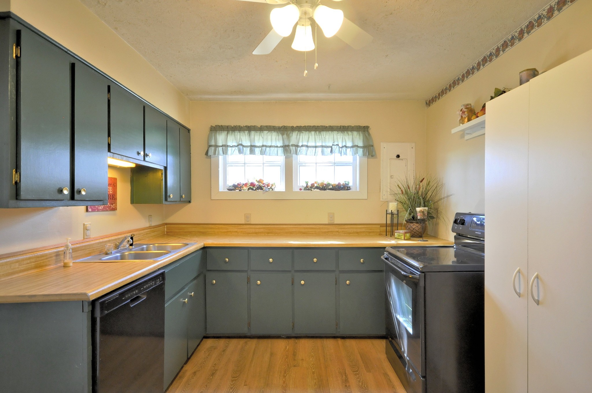 760 Dotsonville Road Clarksville, TN 37042 - Photo 16 of 42