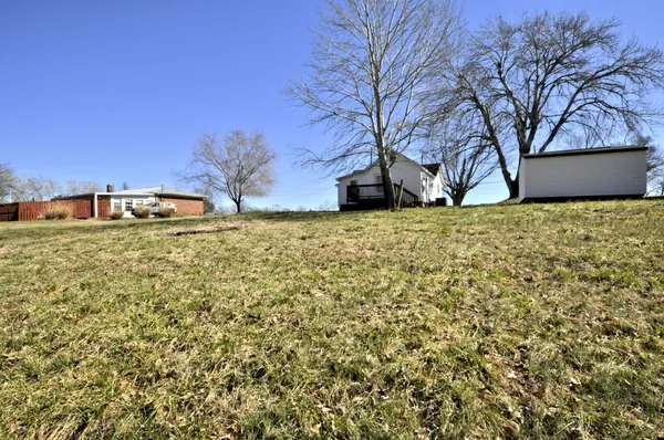$995 | 760 Dotsonville Road, Clarksville, TN 37042