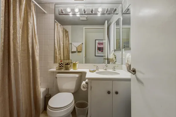$330,000 | 41022 Woodhaven Drive East, Palm Desert, CA 92211