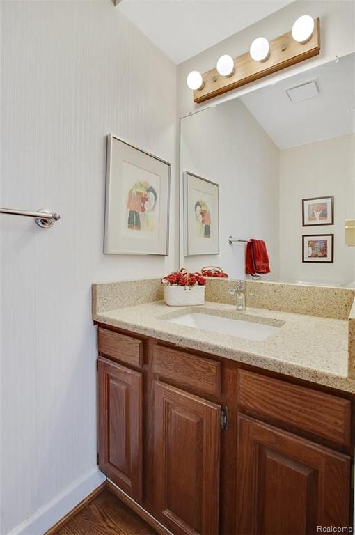 5531 Lane Lake Road Bloomfield Hills, MI 48302 - Photo 20 of 40