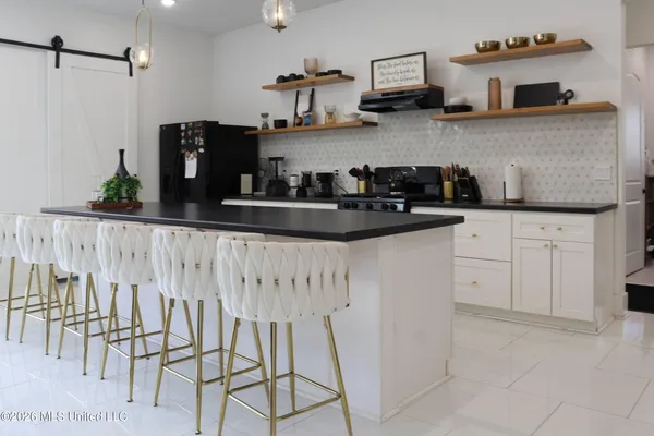 $595,000 | 4352 Trumpington Cove, Southaven, MS 38672