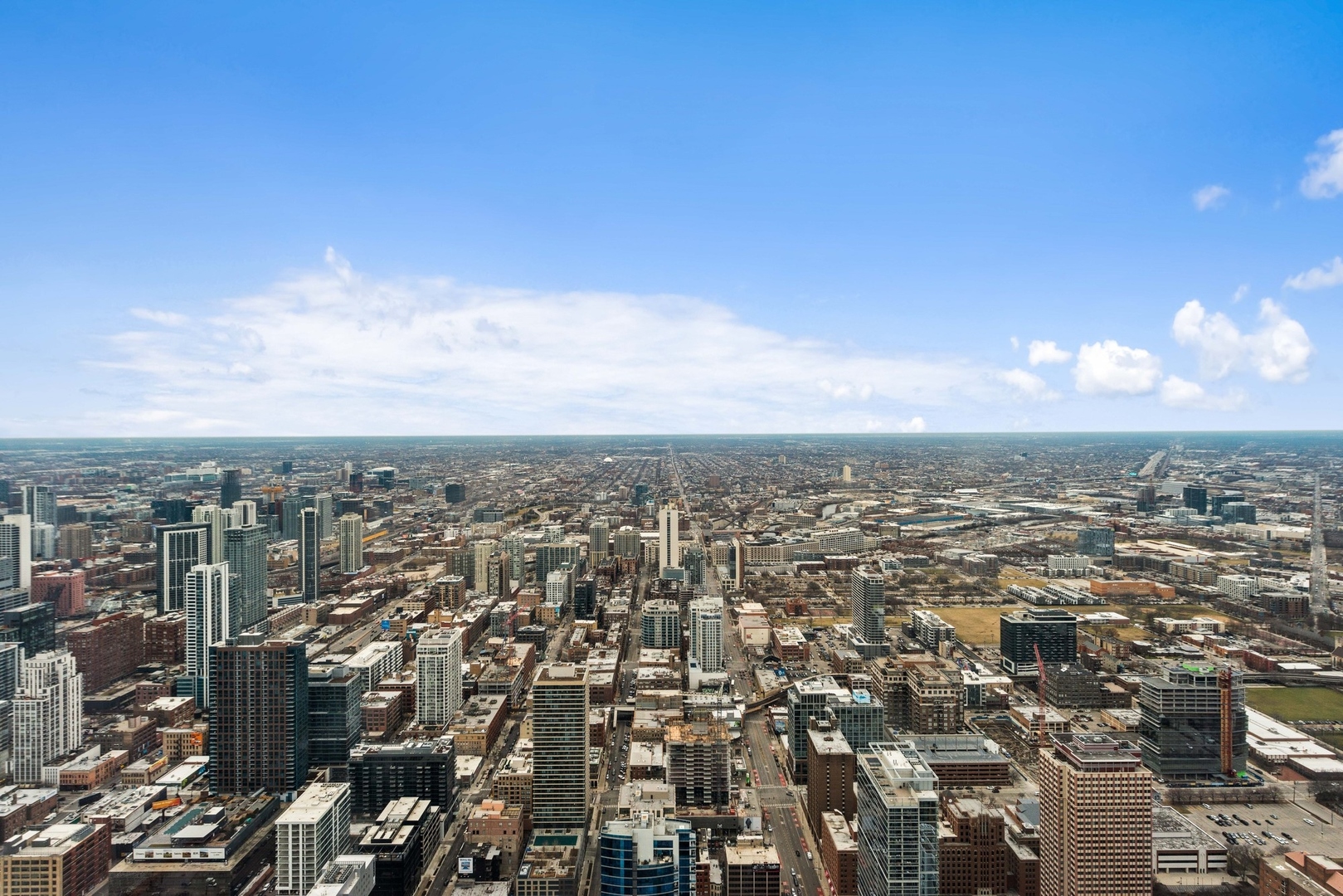 14 West Superior Street, Unit 7100 Chicago, IL 60654 - Photo 38 of 50 an aerial view of multiple house