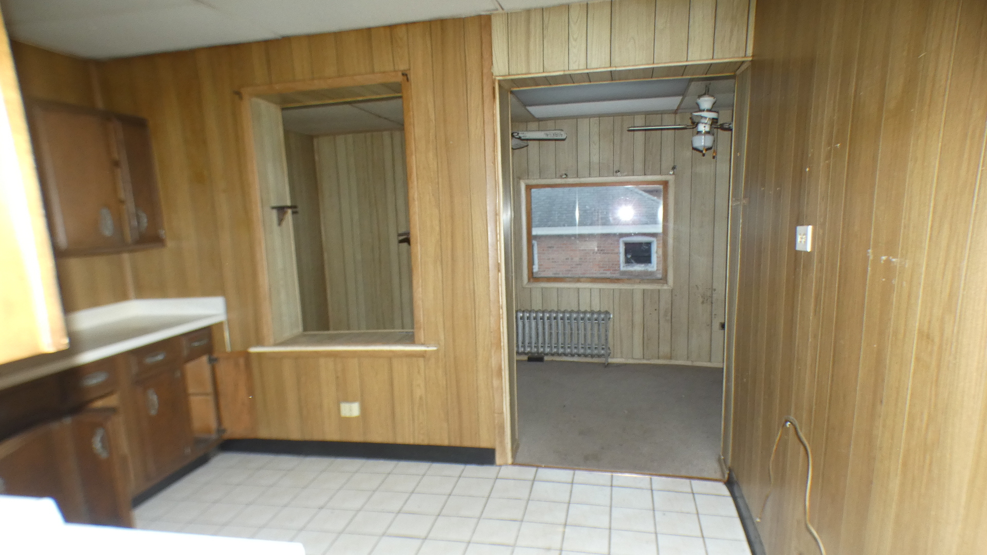 8133 South Loomis Boulevard Chicago, IL 60620 - Photo 13 of 32
