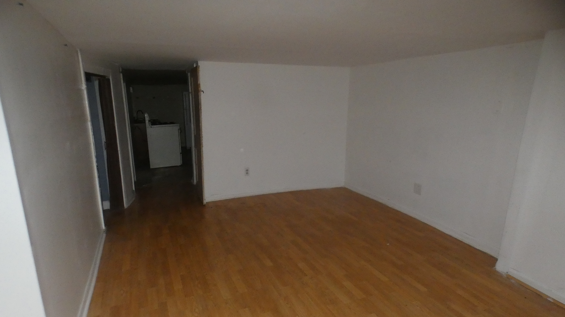 8133 South Loomis Boulevard Chicago, IL 60620 - Photo 24 of 32 a view of small space