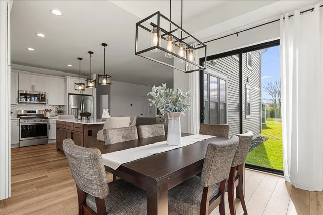 $726,900 | W251-n2367 Valleyview Circle, Pewaukee, WI 53072