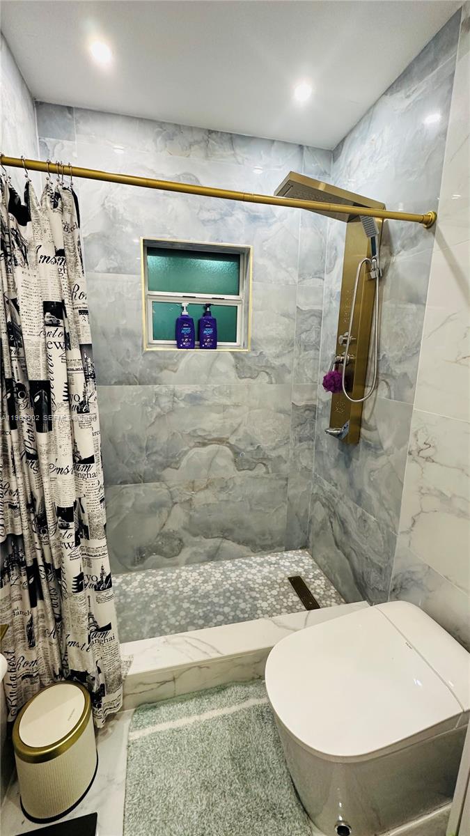 1668 Southwest 20th Street, Unit 2 Miami, FL 33145 - Photo 23 of 35