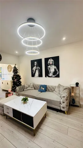 $6,000 | 1668 Southwest 20th Street, Unit 2, Miami, FL 33145