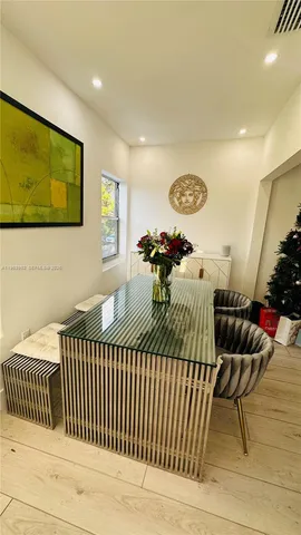 $6,000 | 1668 Southwest 20th Street, Unit 2, Miami, FL 33145