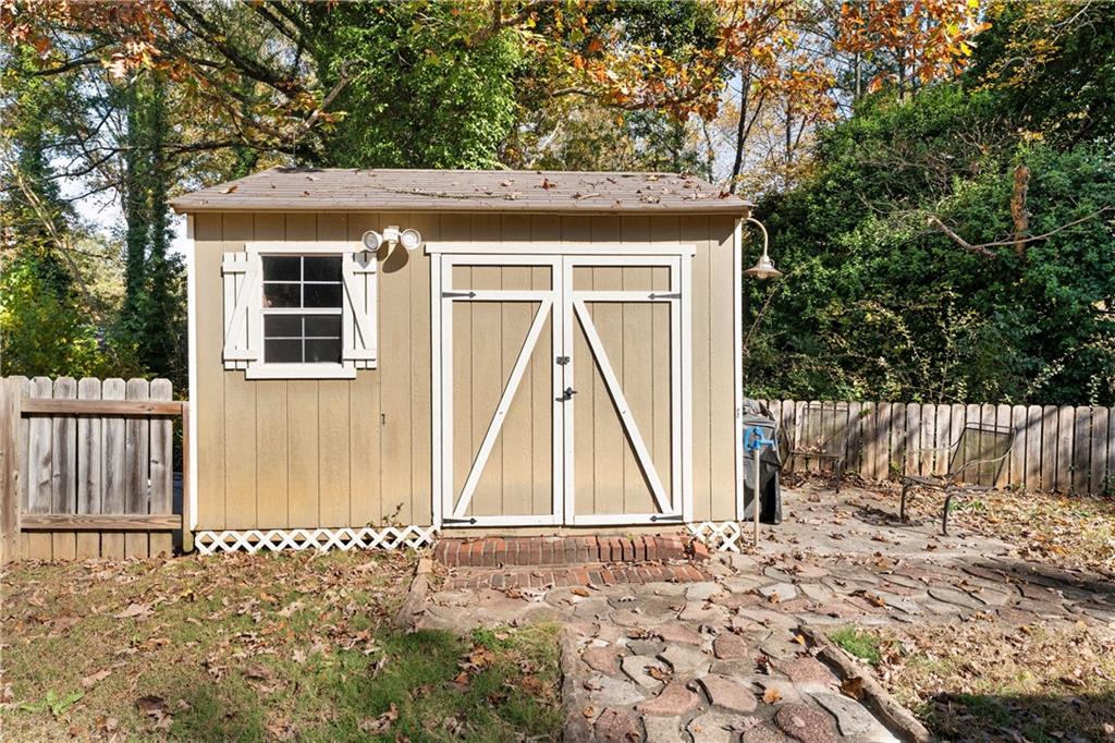 13 Lakeshore Drive Rome, GA 30161 - Photo 35 of 44