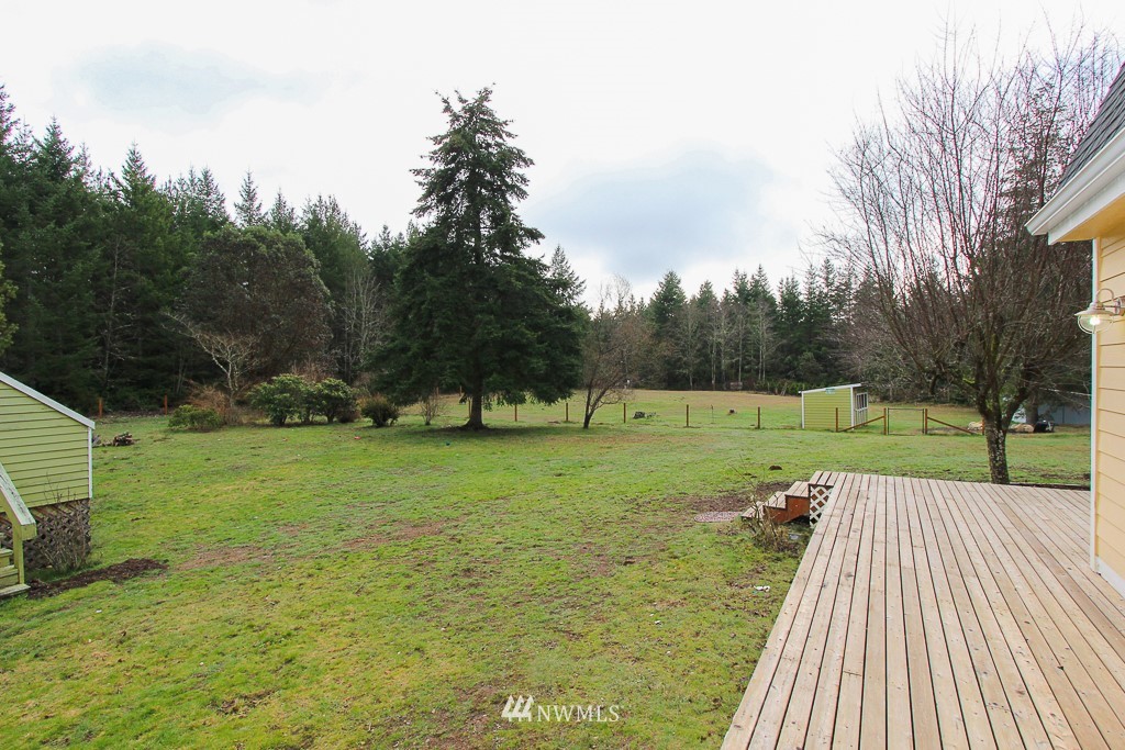 1101 Northwest Thompson Road Poulsbo, WA 98370 - Photo 3 of 25 Gallery Image 3